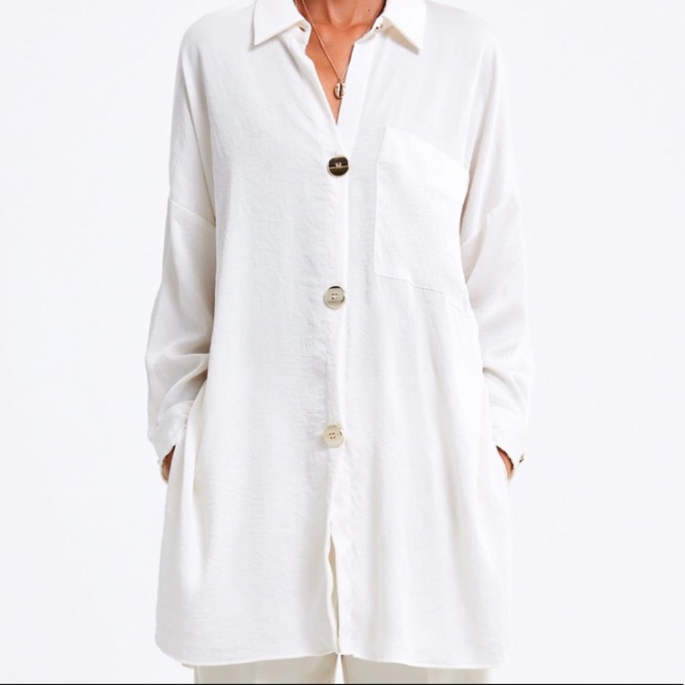 Zara oversized off white blouse M